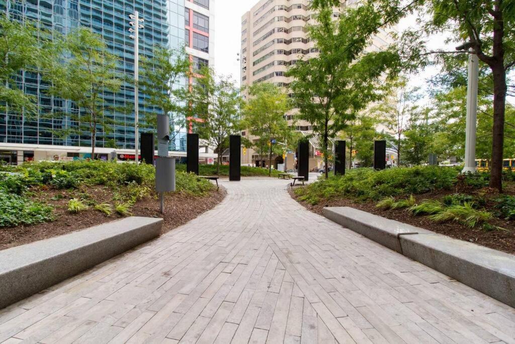 Toronto Lofts Apartment Bagian luar foto
