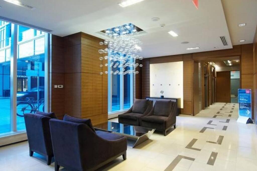Toronto Lofts Apartment Bagian luar foto
