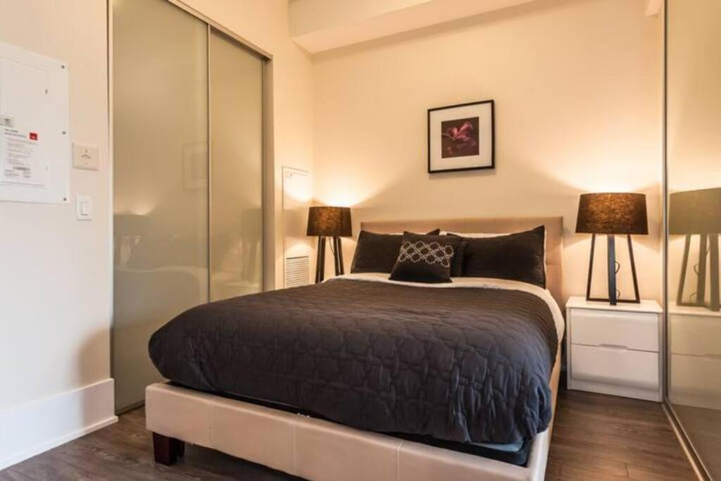 Toronto Lofts Apartment Bagian luar foto