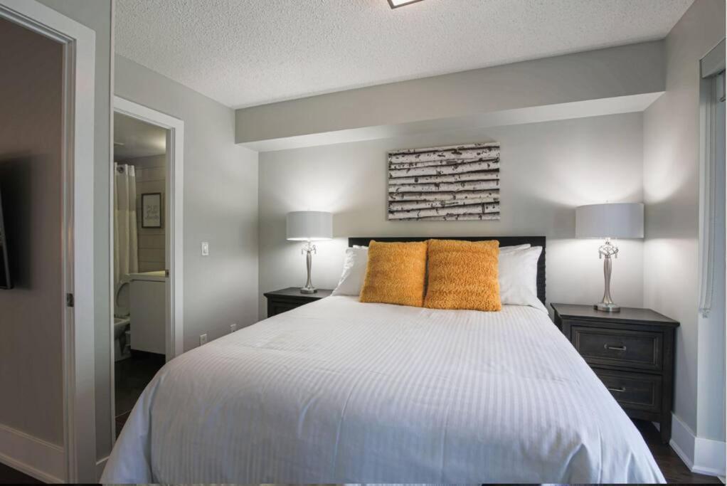Toronto Lofts Apartment Bagian luar foto