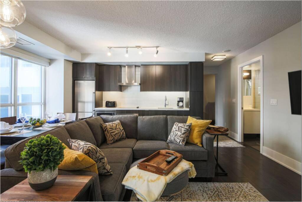 Toronto Lofts Apartment Bagian luar foto