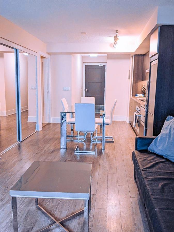 Toronto Lofts Apartment Bagian luar foto